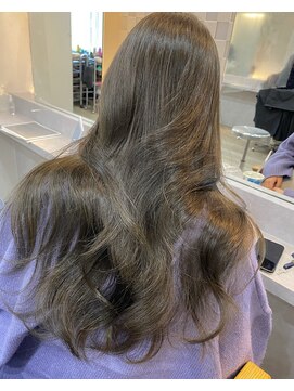 ジーナ 名駅(XENA.) xena《石塚》色気と上品さを引き出す☆Olive beige