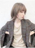 顔まわりレイヤー前髪ありイメチェンレイヤーカットこなれミディ