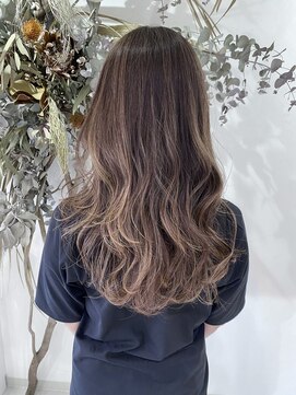 ベルム(Belme) 外国人風ハイライトバレイヤージュパールミルクティー