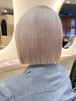 ヒビヲ(HIBIO) ショートボブ切りっぱなしボブタッセルボブ長めボブダブルカラー