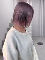 イロウ 天神大名店(IROW)&nbsp;ラベンダーアッシュ　切りっぱなしボブ　ブリーチ【天神大名】