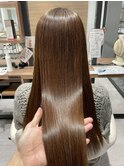 もうクセ毛に悩まない!縮毛矯正で手にいれるサラサラ美髪