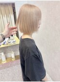 ミディアムヘアデザインカラーフェイスフレーミング暗めカラー
