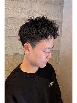 ワンワンオー バーバーショップ コンチネンタル(@110 BARBER SHOP continental) スパイキーショート