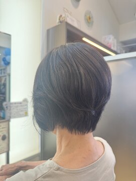 キアーロ 丸みショートボブ