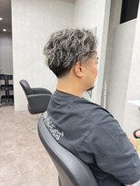 ジゼル 筑紫野(GiseL)&nbsp;スパイラルパーマ × ホワイトメッシュ