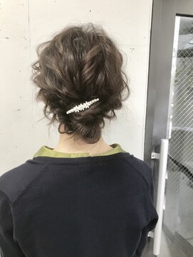 ロク 高田馬場(lok) 大人シニヨン【高田馬場 lok】あらい