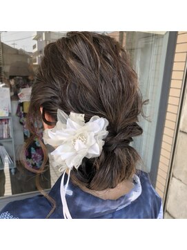 ワンピース 東大宮店(ONE PEACE) ルーズシニヨン