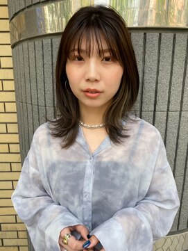 アールヘア ナチュラルアンドオーガニックサロン ソフトウルフレイヤースタイル【バンブーベージュ】