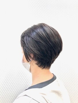 クオリス 上福岡店(QUALIS) 黒髪/白髪染め/小顔/ショート/ショートグラ/30代40代50代