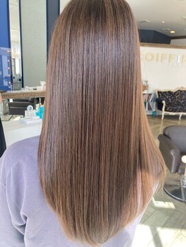 コワファースト 大分(COIFF1RST) ベージュ系水素カラー