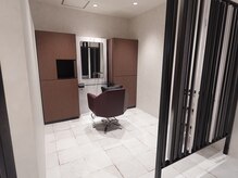 ラブハーツアンドビーアヴェダ 神戸阪急(luve heart's And Be AVEDA)の雰囲気（ごゆっくりとお過ごし頂ける個室空間）