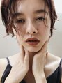 レターズ(Letters) 女性の色気があるニュアンス ショートスタイル。