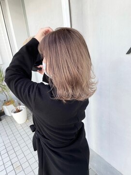 キング 高槻(K!ng) 縮毛矯正髪質改善ハイライトレイヤーカット高槻美容室エクステ