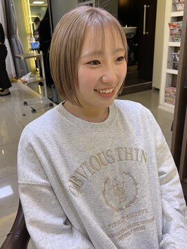 ルプル バイ フェイス 磯子(L'pul by face) ハイトーンボブ