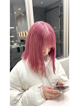 エレノア 枚方(Eleanor) 【ブリーチあり透明感ピンク】@飛鳥