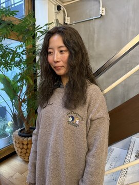 マッシュ 北堀江(MASHU) ロングパーマ×オリーブカラー 松本