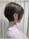 大人ショート 綺麗めスタイル グレージュ  八木