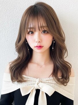 アフロート トウキョウ(AFLOAT TOKYO) 大人可愛い前髪シースルーバング顔周りミディアムレイヤーカット