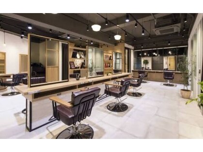 アースオーセンティック 小平店(EARTH Authentic)の写真