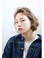 スカラ(SCALA) グレージュかき上げボブ