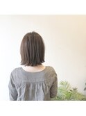 クリスタルベージュのウエットボブ