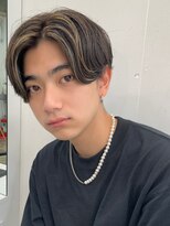 フィフス(fifth)&nbsp;ハイライトカラー　ケアブリーチ　センターパートツイストパーマ