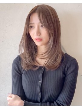 オーブ ヘアー ソレイユ 福岡千早店(AUBE HAIR soleil) 20代・30代_小顔レイヤーストレート