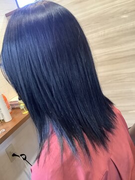 ヘアーメイク トレコローリ(hair make trecolori) 【trecolori  津田沼】就活ブルーブラック