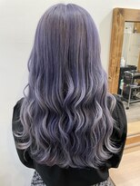 ラビス クローバー(Lovis clover) ロングヘアー グレージュカラー