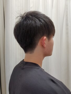 美容室ロゼ 上名古屋店 2ブロ ショート