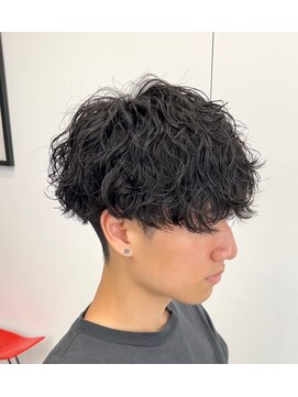 ラヴィズムバイフィフス(LUVISM by fifth) 波巻きスパイラルパーマメンズマッシュパーマツイストパーマ