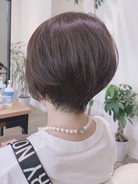 アイ(I.) 【 Ｉ. 】30代からのナチュラル前下がりショートボブ　川口