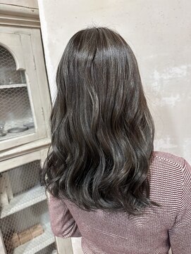 エイミーバイアフロート(amie  by afloat) 【伊藤指名限定】グレージュハイライト