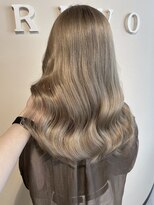 ライズ バイ レボ 柏店(RISE by REVO)&nbsp;大人かわいい/レイヤーロング/グレーベージュ/前髪パーマ/柏