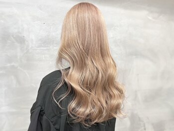 ロア 福岡天神本店(LORE)の写真/《ダメージレスで、透明感あるカラーが◎》ダブルカラーからインナーカラーまでお客様に合わせたご提案を＊