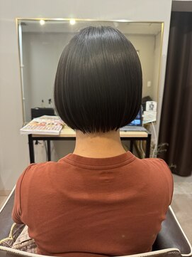 エルモ(ELMO) シンプルミニボブ