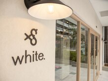 ホワイト(white.)