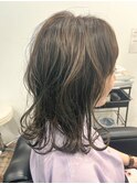 オリーブグレー