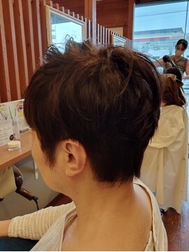 ピールアーク(peal ark) アシンメトリーショートボブ