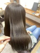 ランプ(Lamp)&nbsp;くびレイヤーグレーベージュニュアンスカラー白髪染め白髪ぼかし