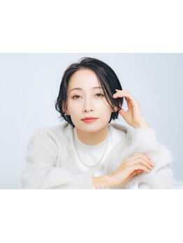 大人の魅力を最大限引き出す◎上品なグレイカラーやナチュラルな白髪染めまで自然でオシャレな仕上がりに♪