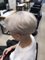 フイ 横浜センター北店(Hui)&nbsp;フェザーパーマ/グレーブルーカラー/刈り上げショートパンク