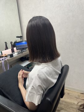 シュガー バイ エクラート 立川南口店(SUGAR by ECLART) 【立川】切りっぱなしボブ/ぱつっとボブ/白髪ぼかし/白髪活かし