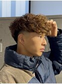 海外風スペインカールフリンジカットテーパーフェード