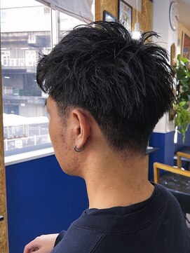 オーダー:横後ろ3mmて刈り上げて前髪は眉毛くらい
