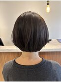 収まりのいいショートボブ