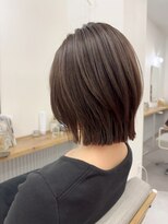 イラ(Era)&nbsp;レイヤーボブ/オリーブベージュ