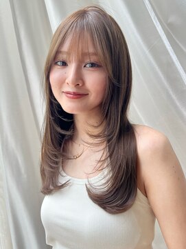 バイオレット 表参道店(Violet) ミディアムレイヤーハッシュレイヤー顔周りカットシースルー触覚