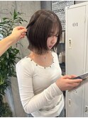 オリーブベージュ/くびれミディ/グレーヘア